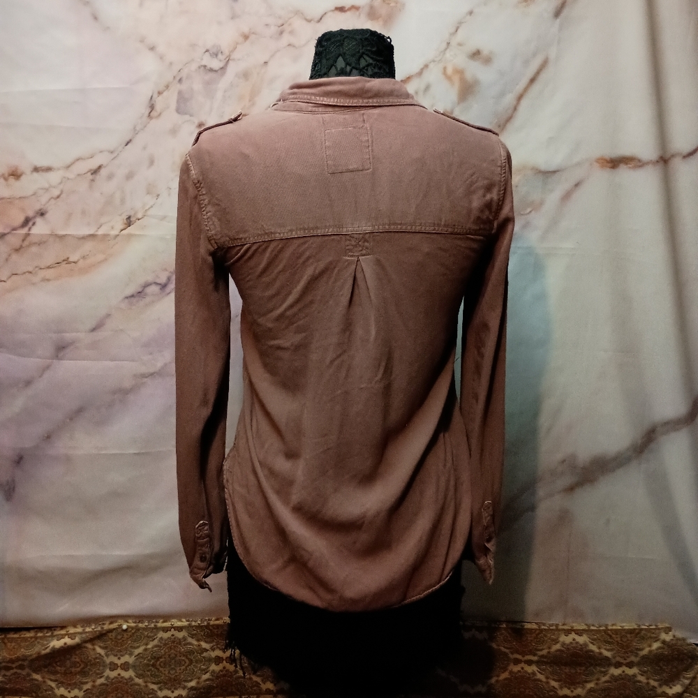 American Eagle Soft Button Upโ Shirt - Picture 5 of 7